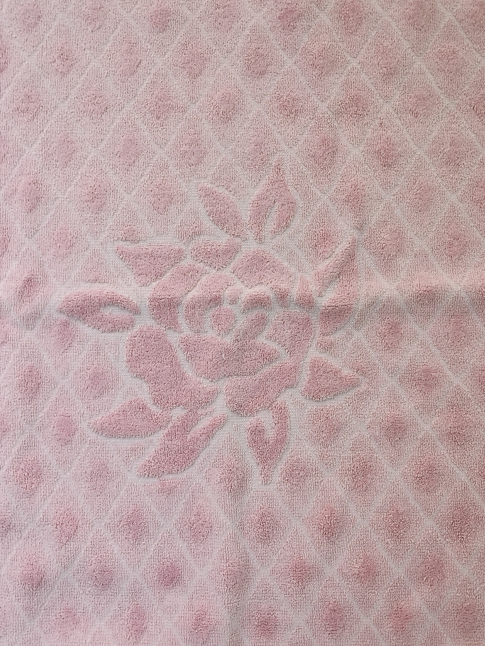 Vintage CANNON Bath Towel Pink Sculpted Rose & Diamond Pattern Made in USA